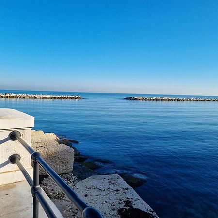 Готель Locazione Turistica Adriatico Барі Екстер'єр фото
